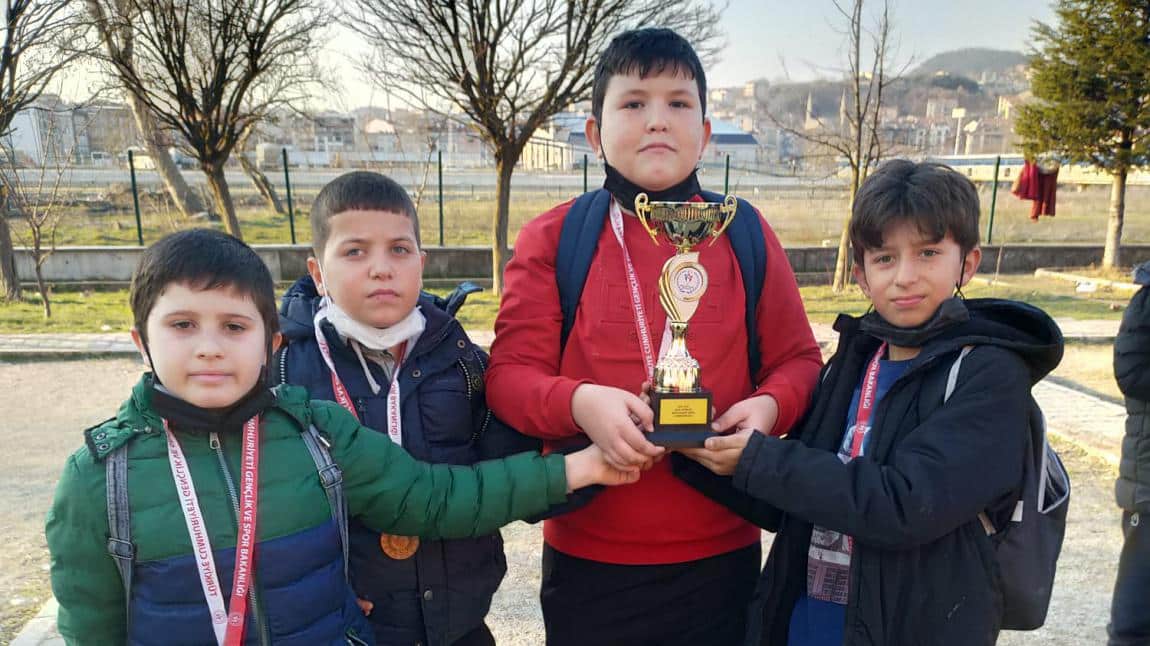 15 Şubat salı günü Çan'da düzenlenen Bocce  okul sporları il birinciliği müsabakalarında küçük erkekler takımımız il dördüncüsü oldu.